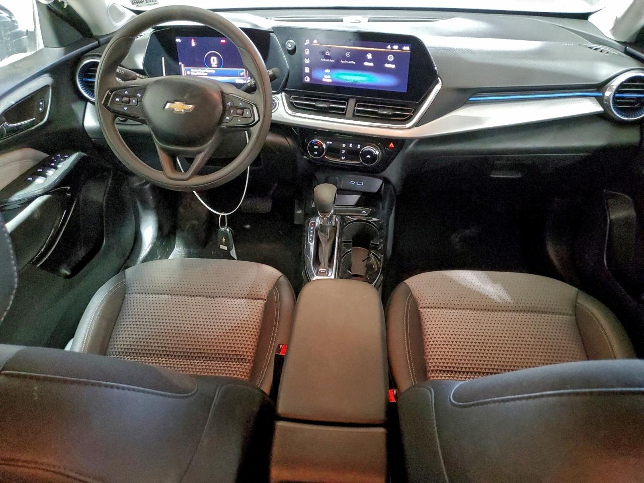 2025 CHEVROLET TRAX 1LT photo 8