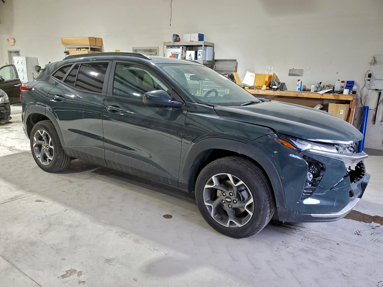 2025 CHEVROLET TRAX 1LT photo 4