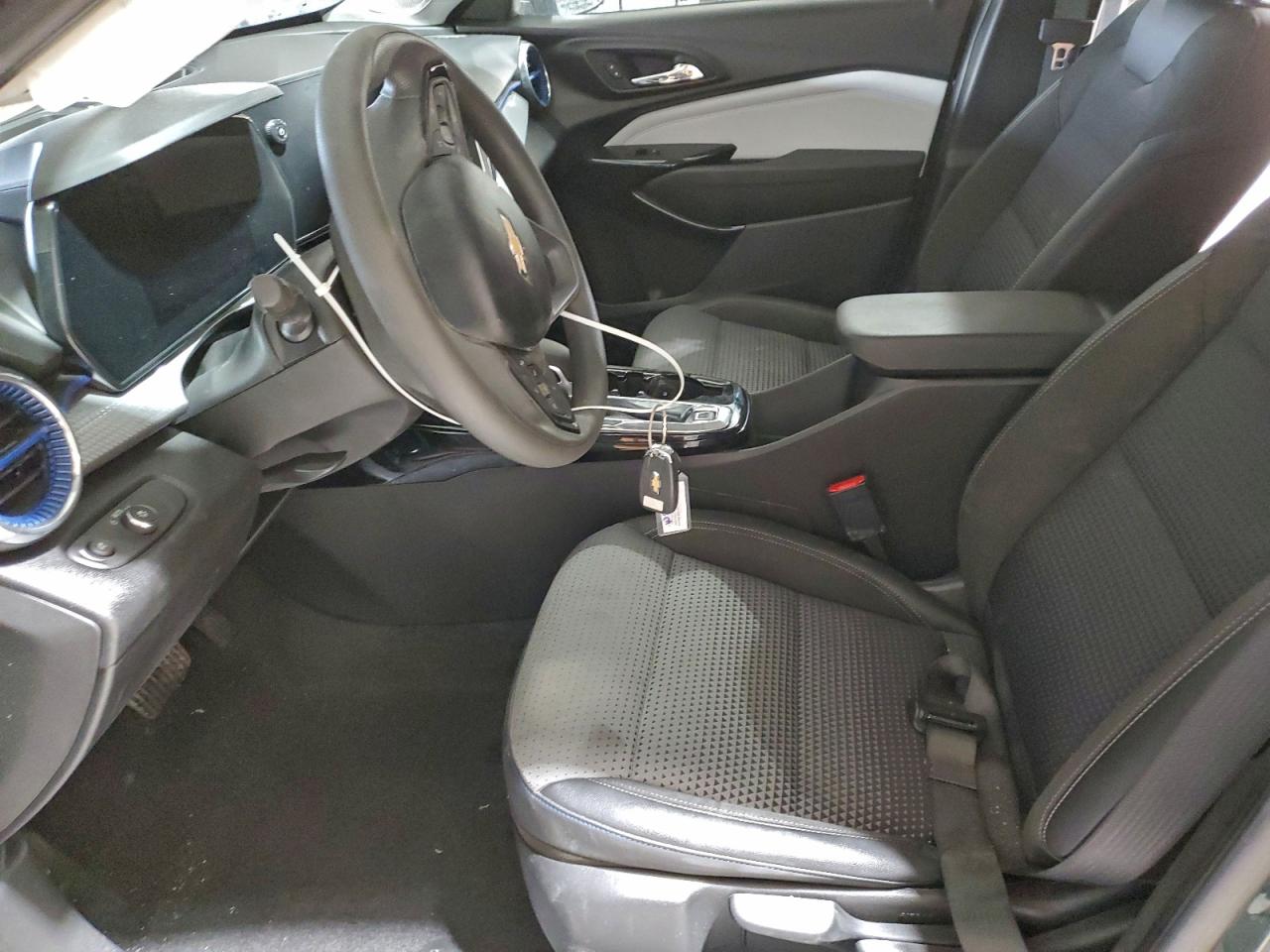 2025 CHEVROLET TRAX 1LT photo 7