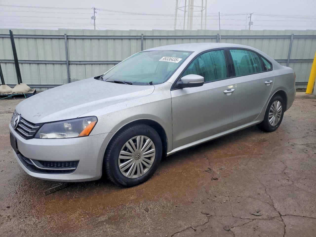 2015 VOLKSWAGEN PASSAT