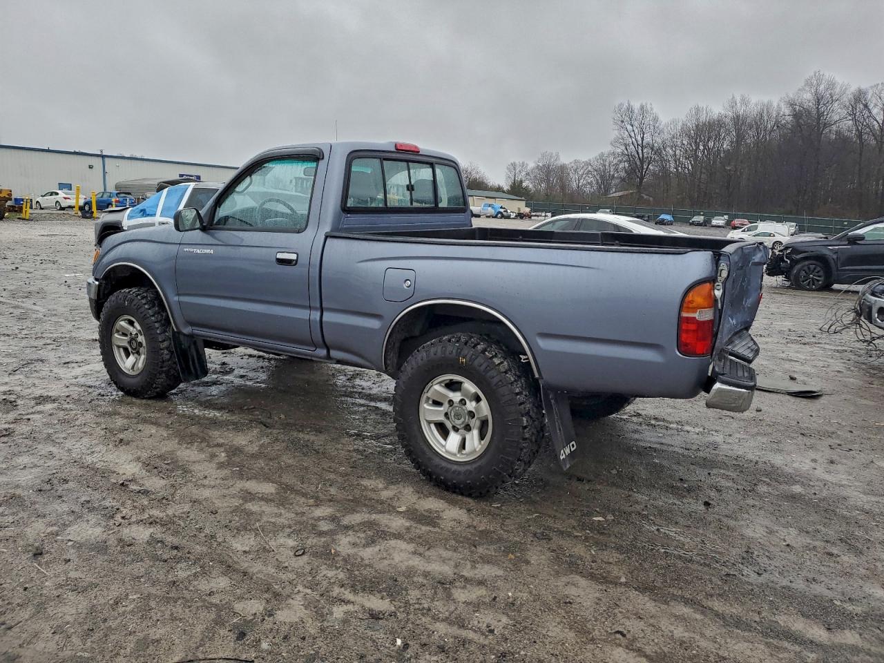 1997 TOYOTA TACOMA photo 2