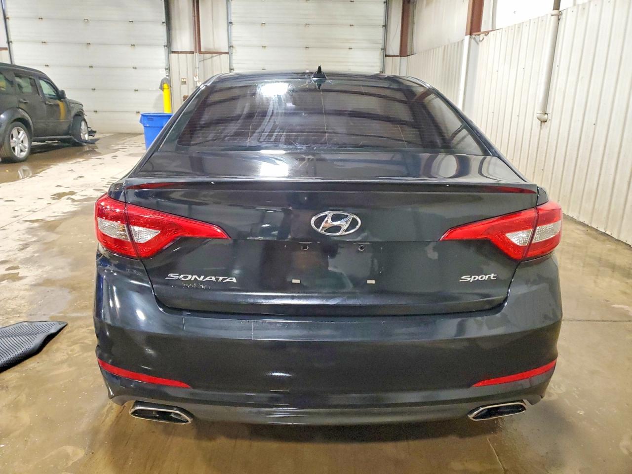 2015 HYUNDAI SONATA SPORT photo 16