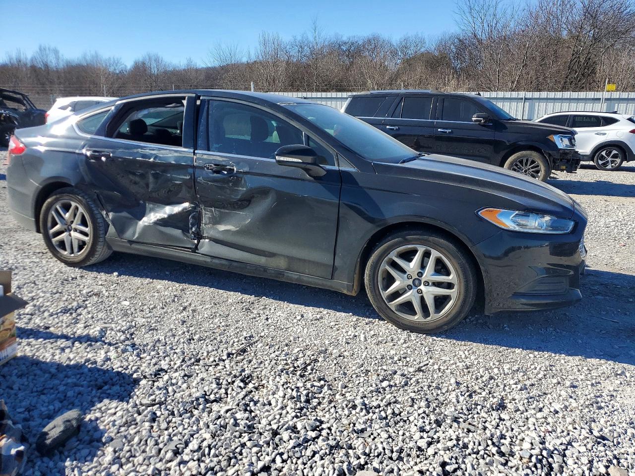 2015 FORD FUSION SE photo 4