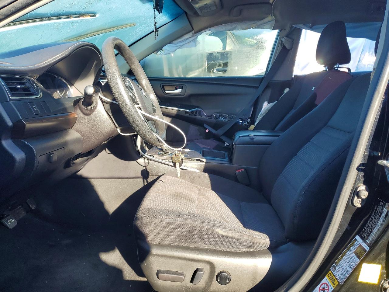 2016 TOYOTA CAMRY LE photo 7