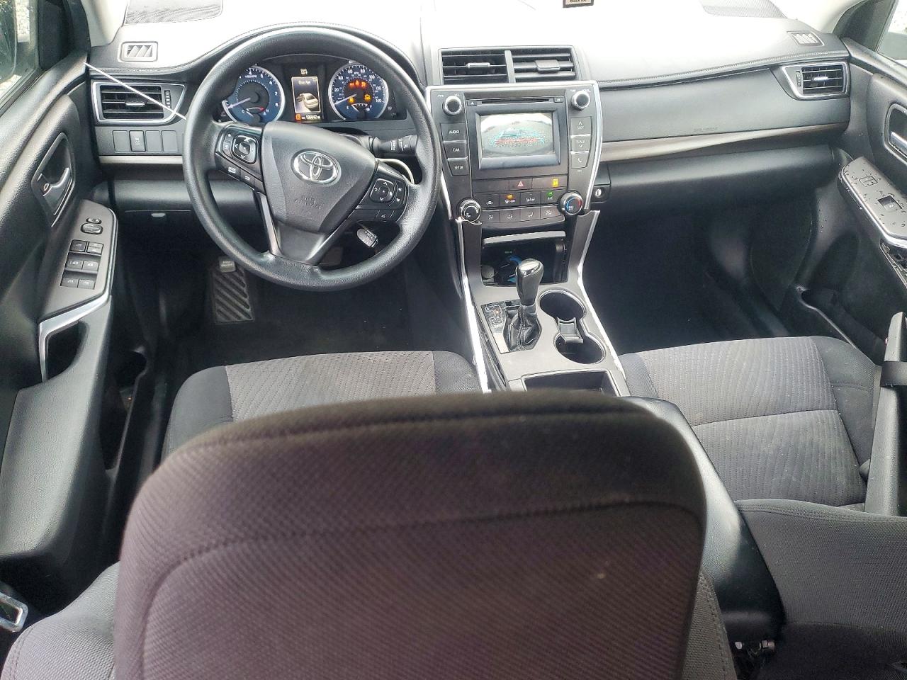 2016 TOYOTA CAMRY LE photo 8