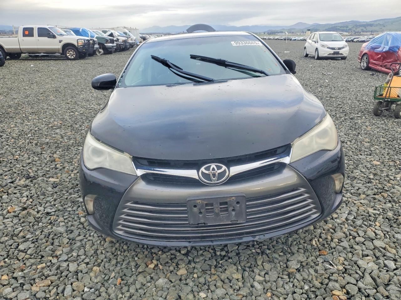 2016 TOYOTA CAMRY LE photo 5