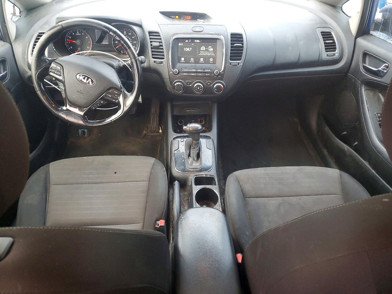 2018 KIA FORTE LX photo 8