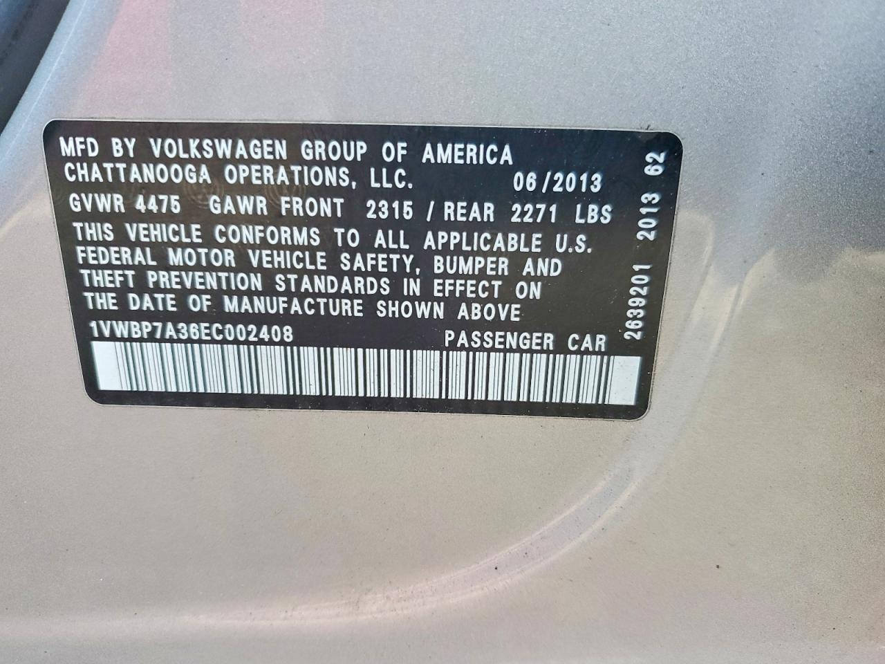 2014 VOLKSWAGEN PASSAT SE photo 12