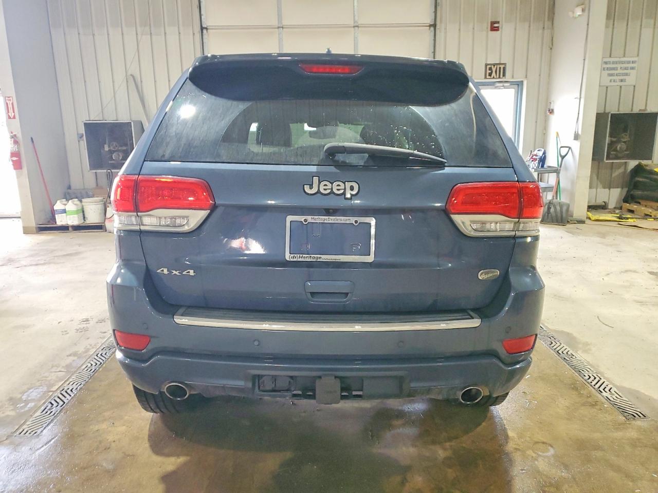 2020 JEEP GRAND CHEROKEE OVERLAND photo 6