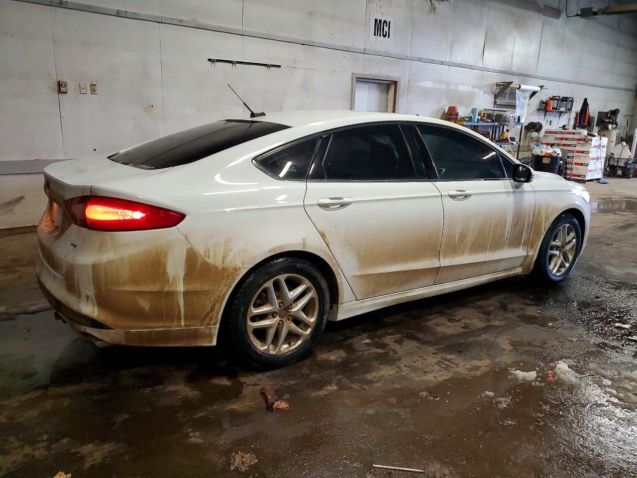 2015 FORD FUSION SE photo 3