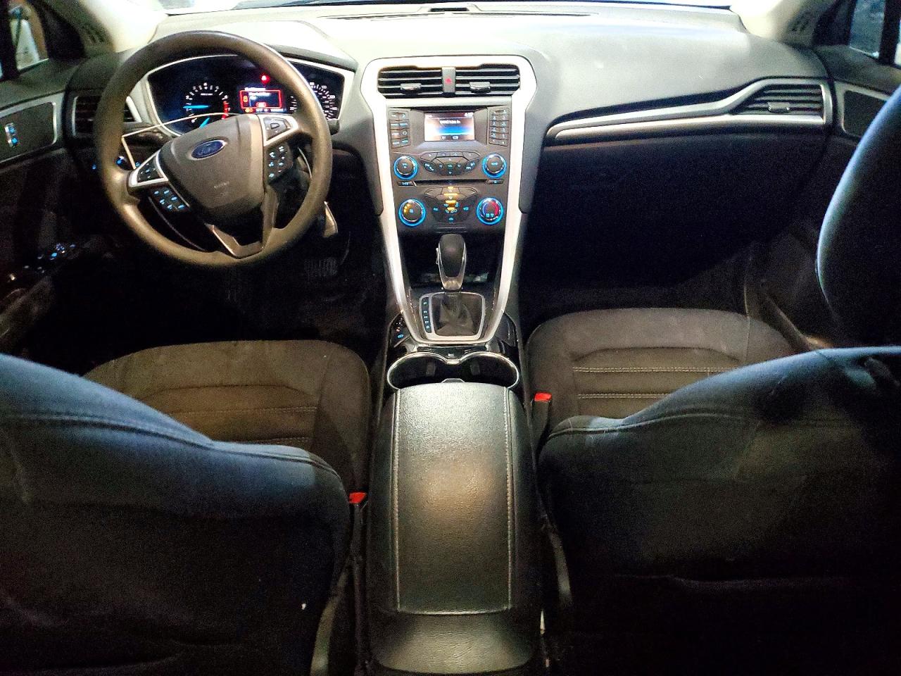 2015 FORD FUSION SE photo 8