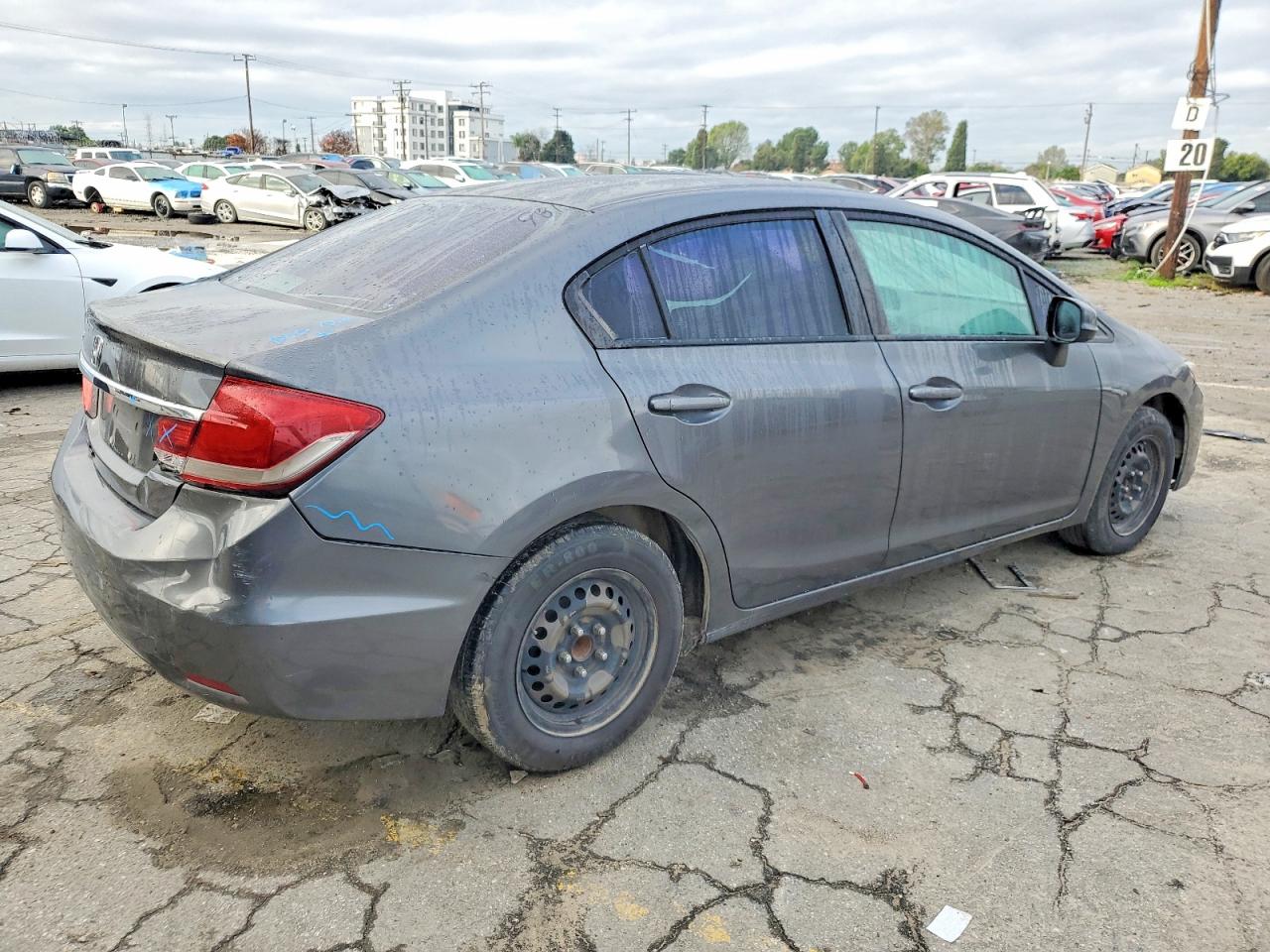 2013 HONDA CIVIC LX photo 3