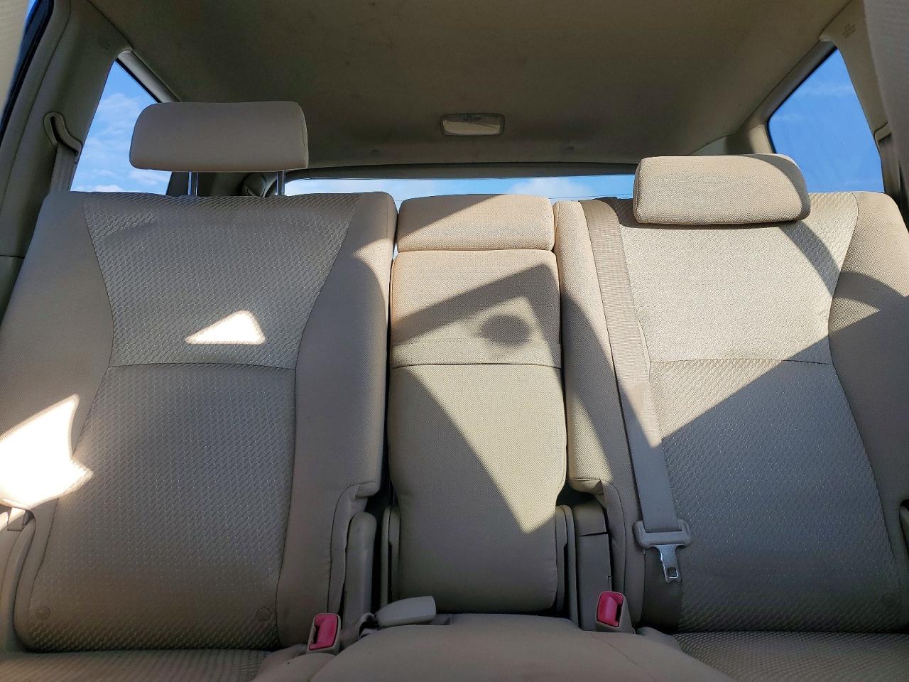 2006 TOYOTA HIGHLANDER BASE photo 10