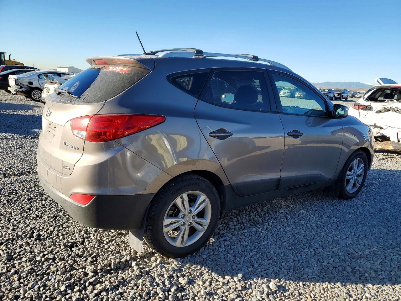 2013 HYUNDAI TUCSON GLS photo 3