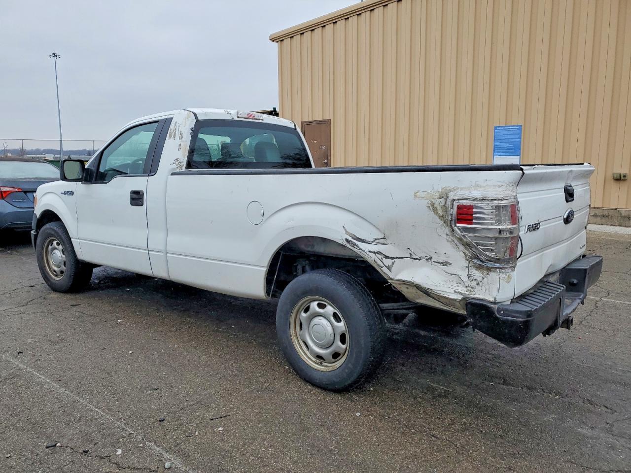 2013 FORD F150 photo 2