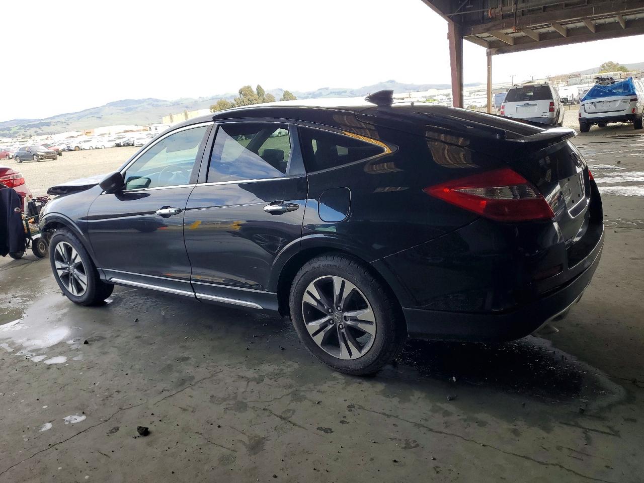 2013 HONDA CROSSTOUR EXL photo 2