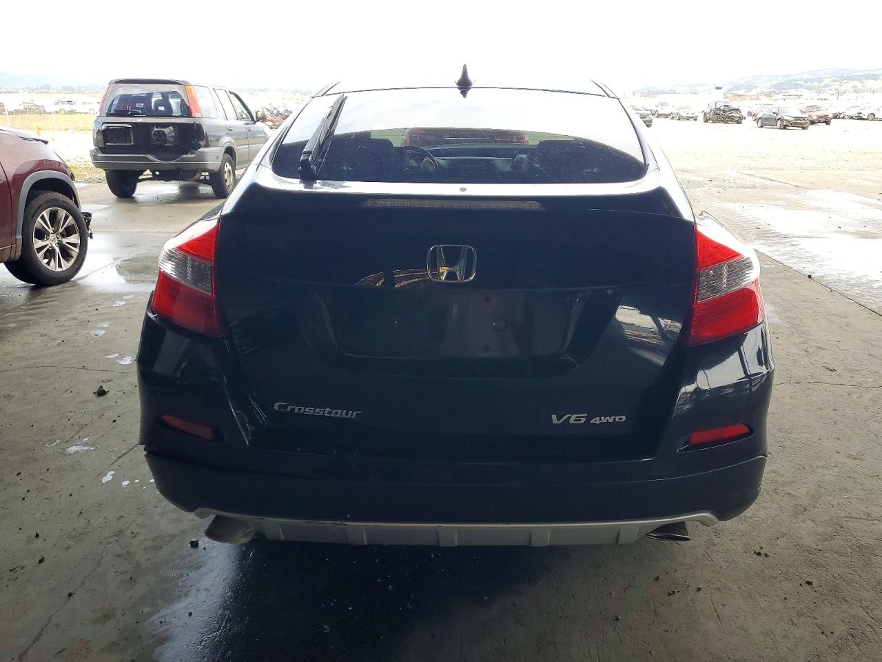 2013 HONDA CROSSTOUR EXL photo 6