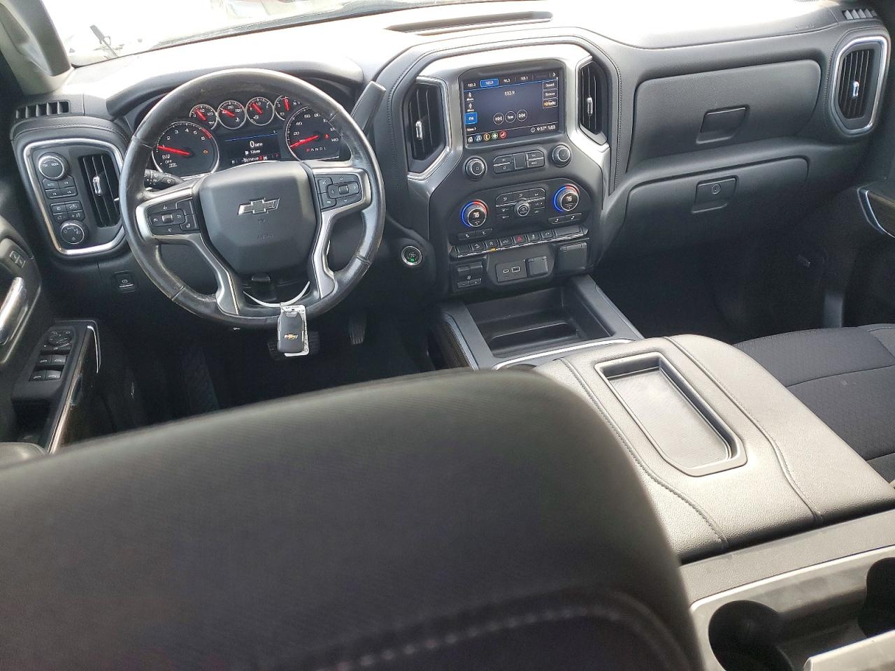 2020 CHEVROLET SILVERADO K1500 RST photo 15