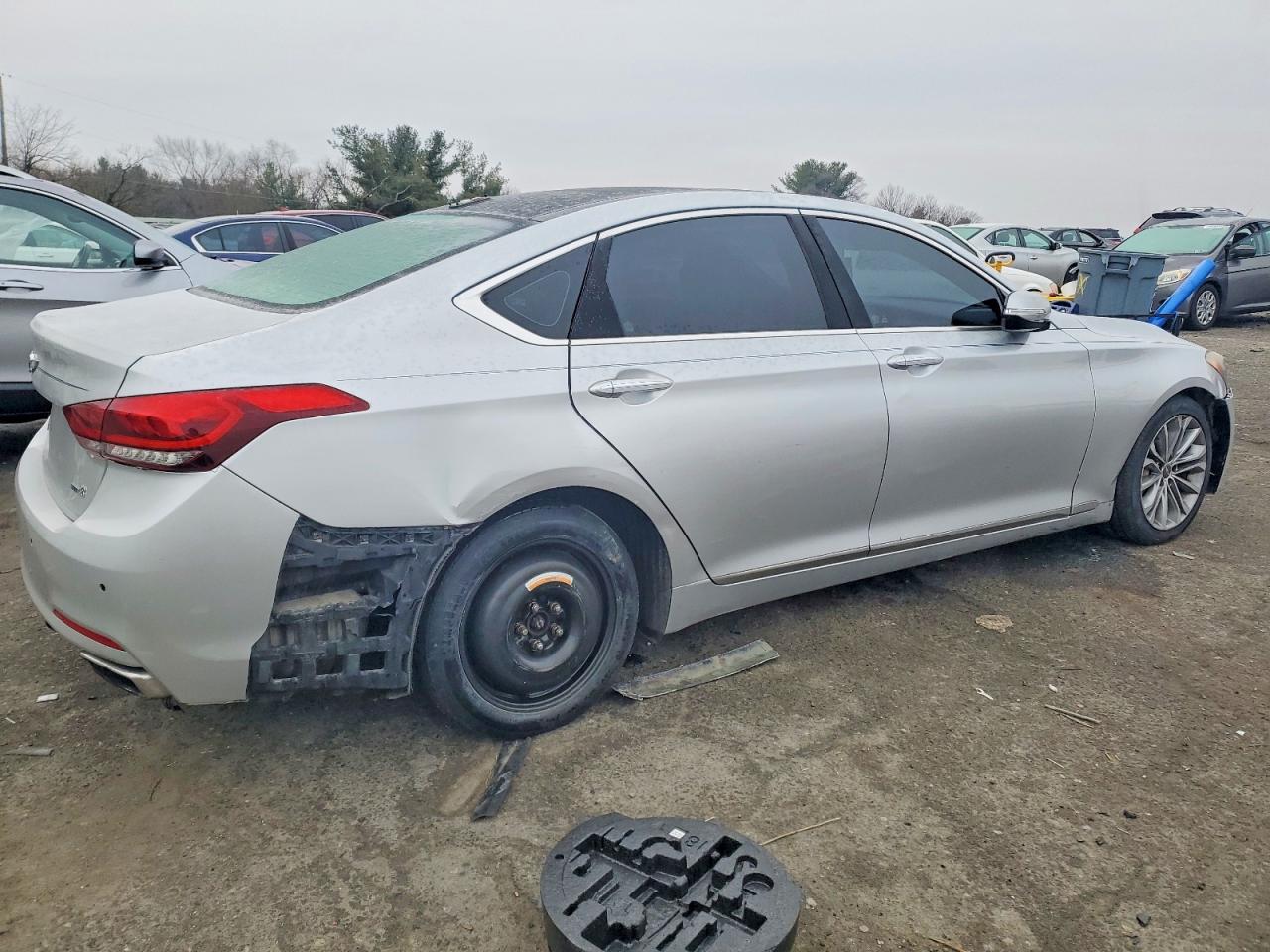 2015 HYUNDAI GENESIS 3.8L photo 3