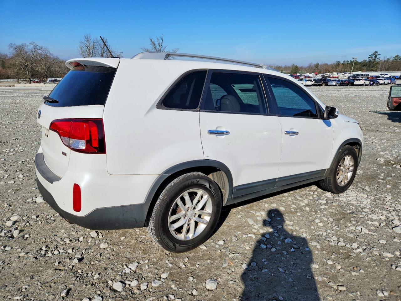 2014 KIA SORENTO LX photo 3