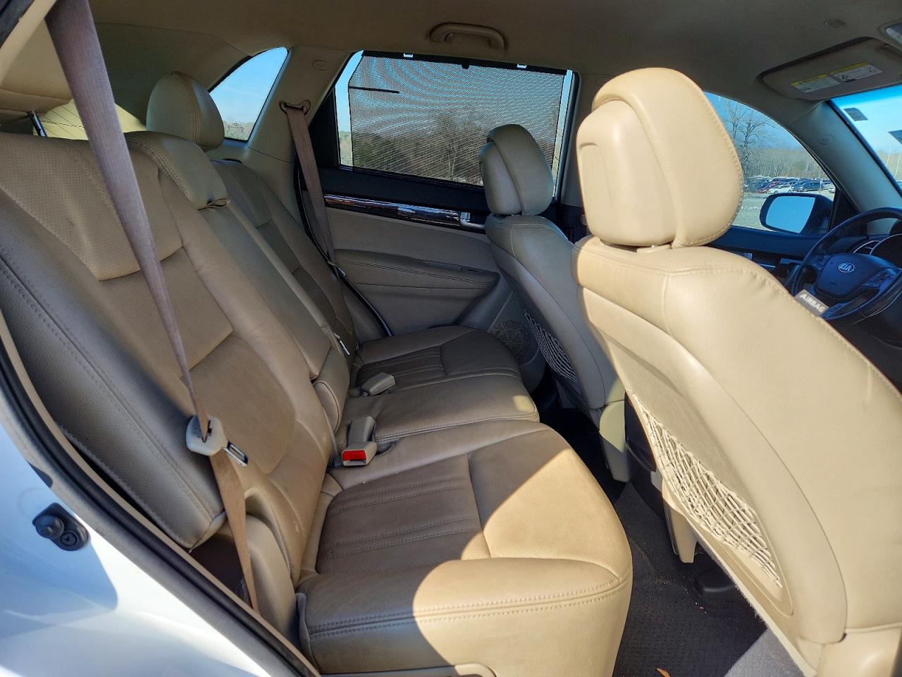 2014 KIA SORENTO LX photo 11