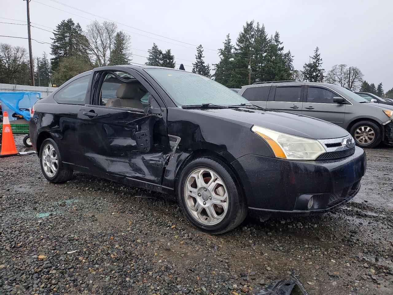 2008 FORD FOCUS SE photo 4