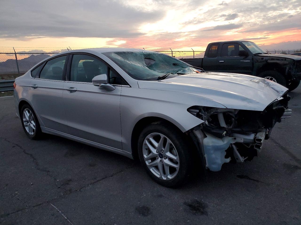 2013 FORD FUSION SE photo 4