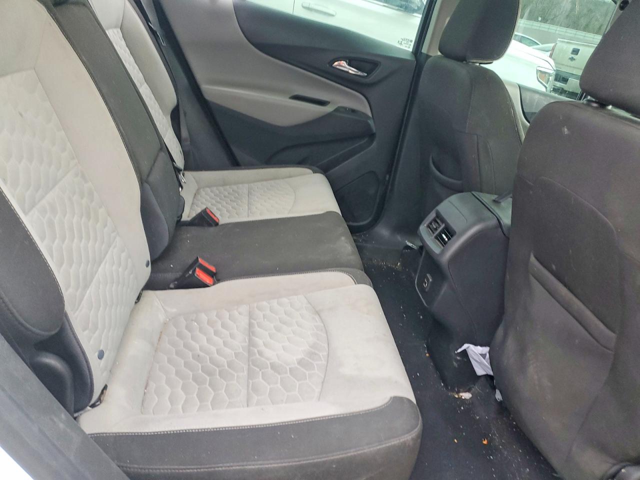 2021 CHEVROLET EQUINOX photo 11