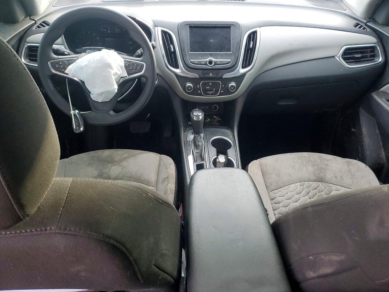 2021 CHEVROLET EQUINOX photo 8