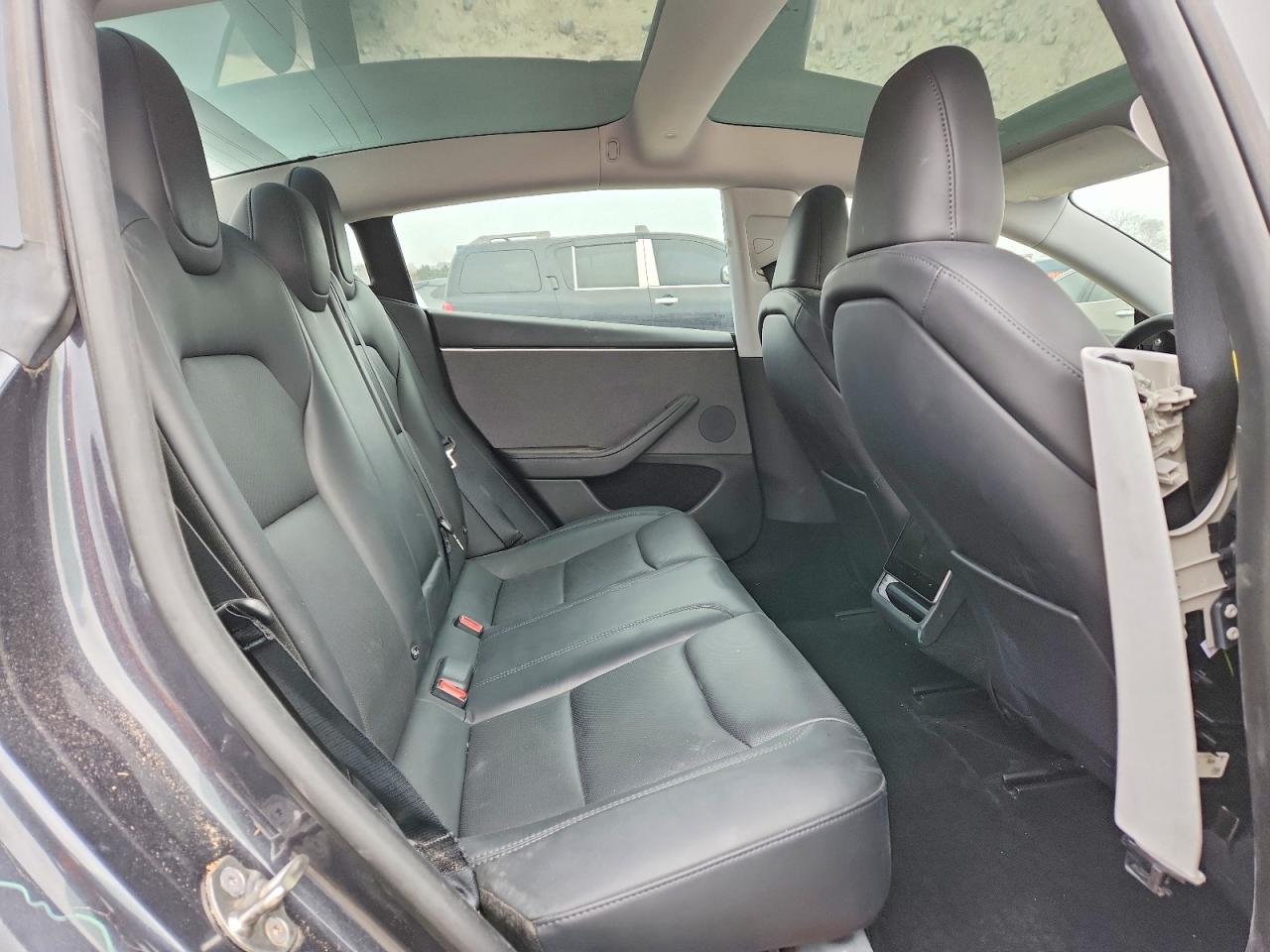 2024 TESLA MODEL 3 photo 10