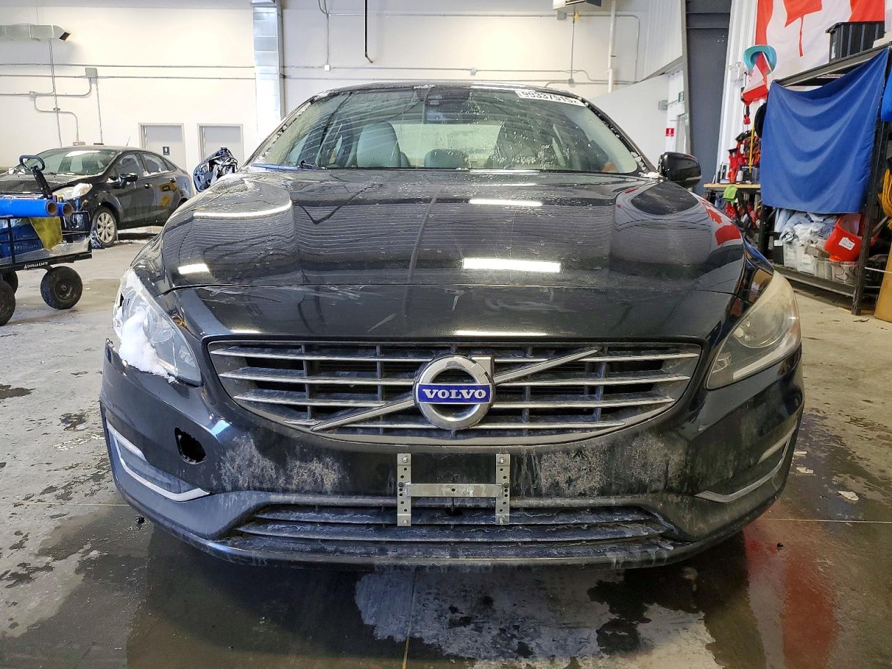 2015 VOLVO S60 PREMIER photo 5