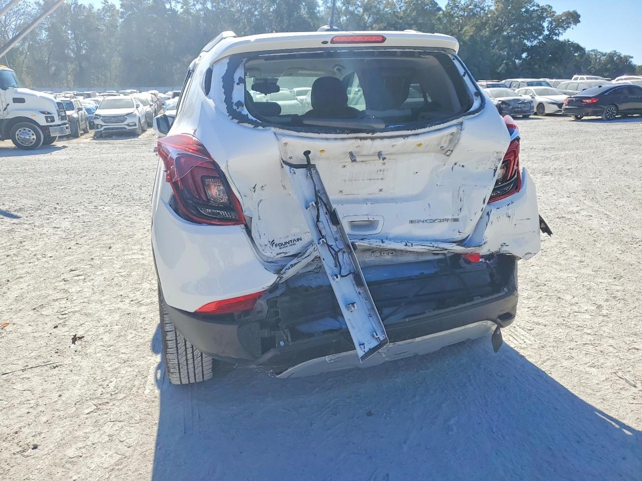 2020 BUICK ENCORE PREFERRED photo 6