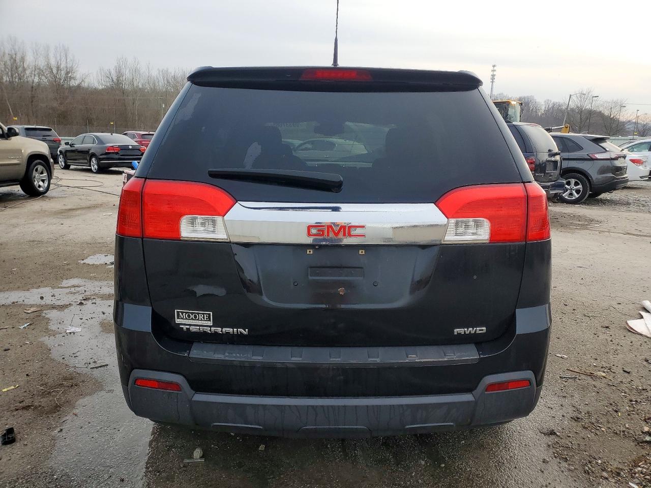 2012 GMC TERRAIN SLE photo 6