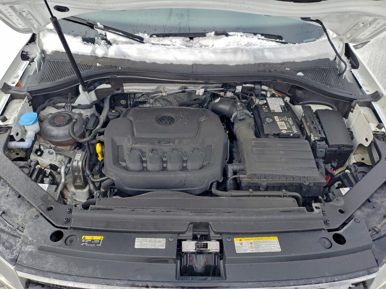 2024 VOLKSWAGEN TIGUAN SE R-LINE BLACK photo 12