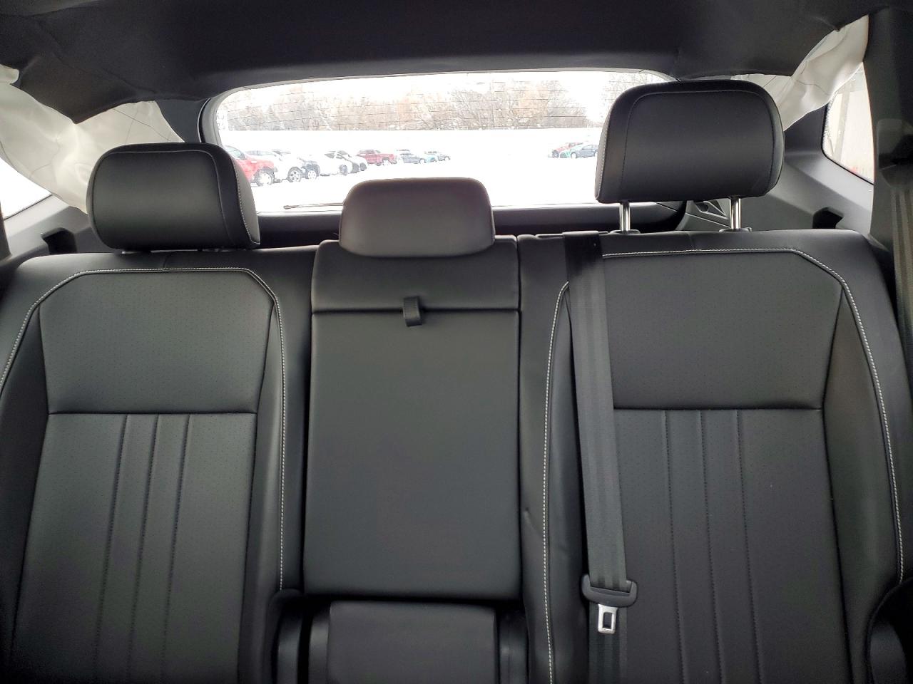 2024 VOLKSWAGEN TIGUAN SE R-LINE BLACK photo 10