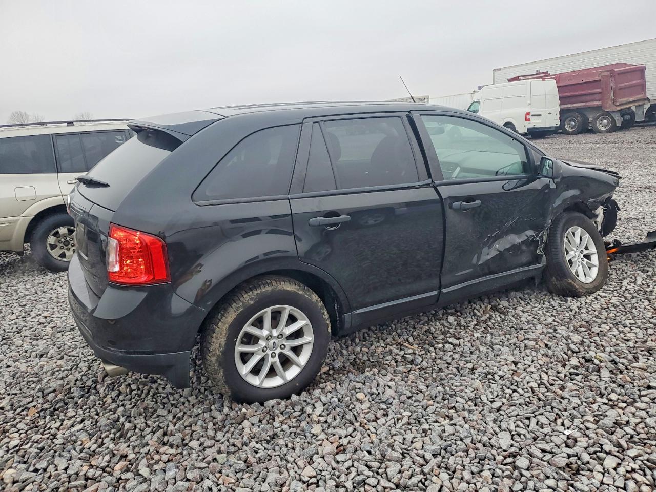 2014 FORD EDGE SE photo 5