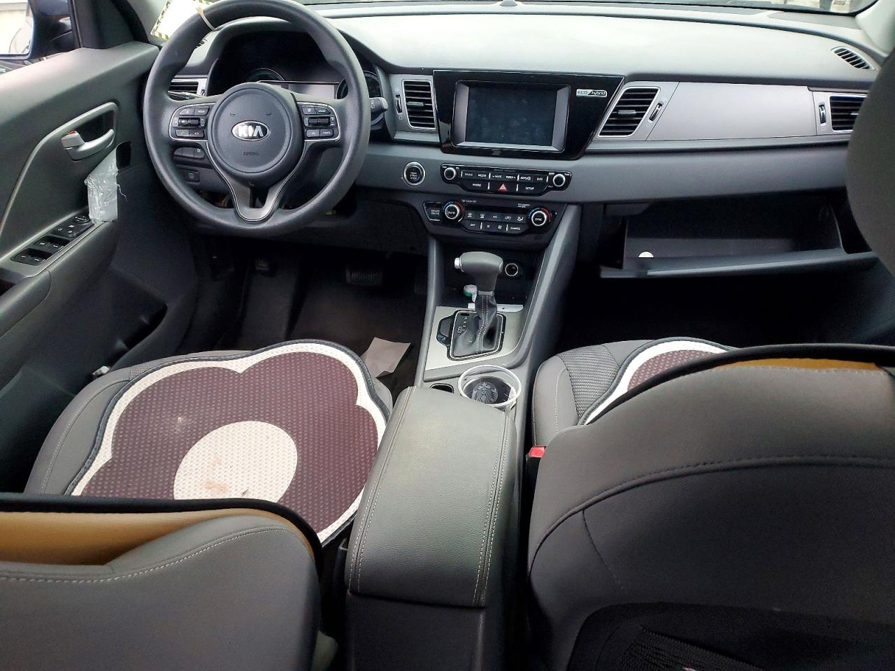 2017 KIA NIRO FE photo 8