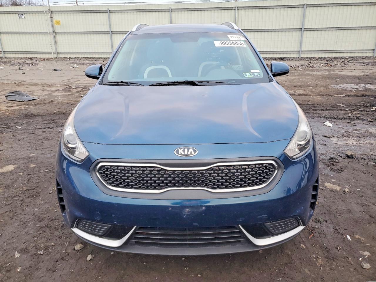 2017 KIA NIRO FE photo 5