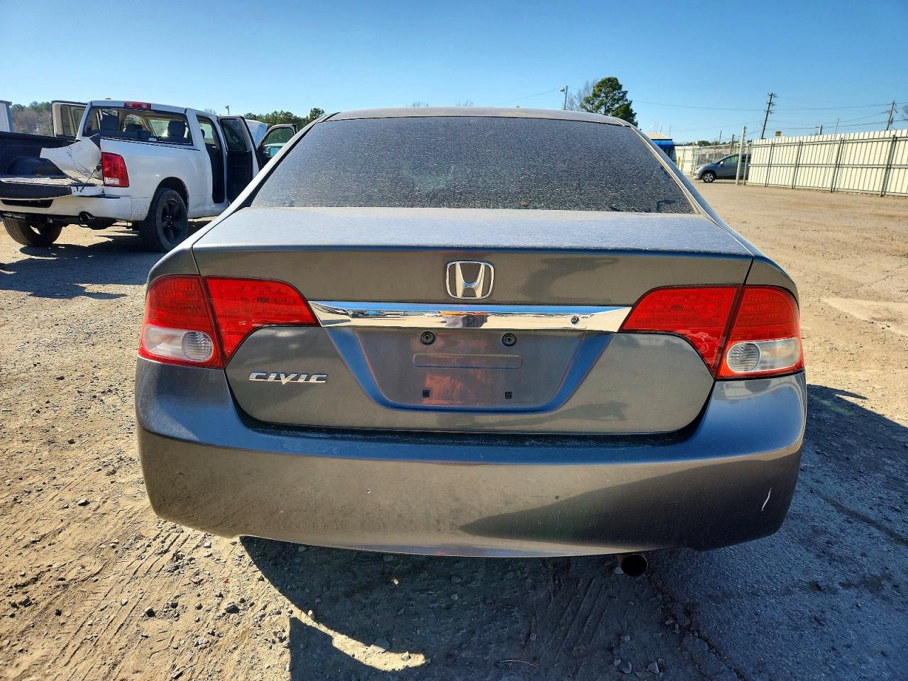 2010 HONDA CIVIC LX photo 6