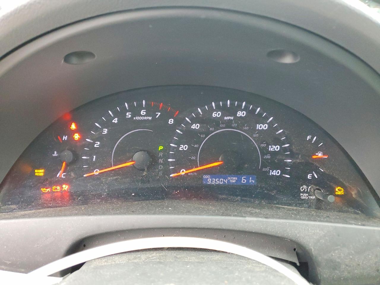 2010 TOYOTA CAMRY BASE photo 9