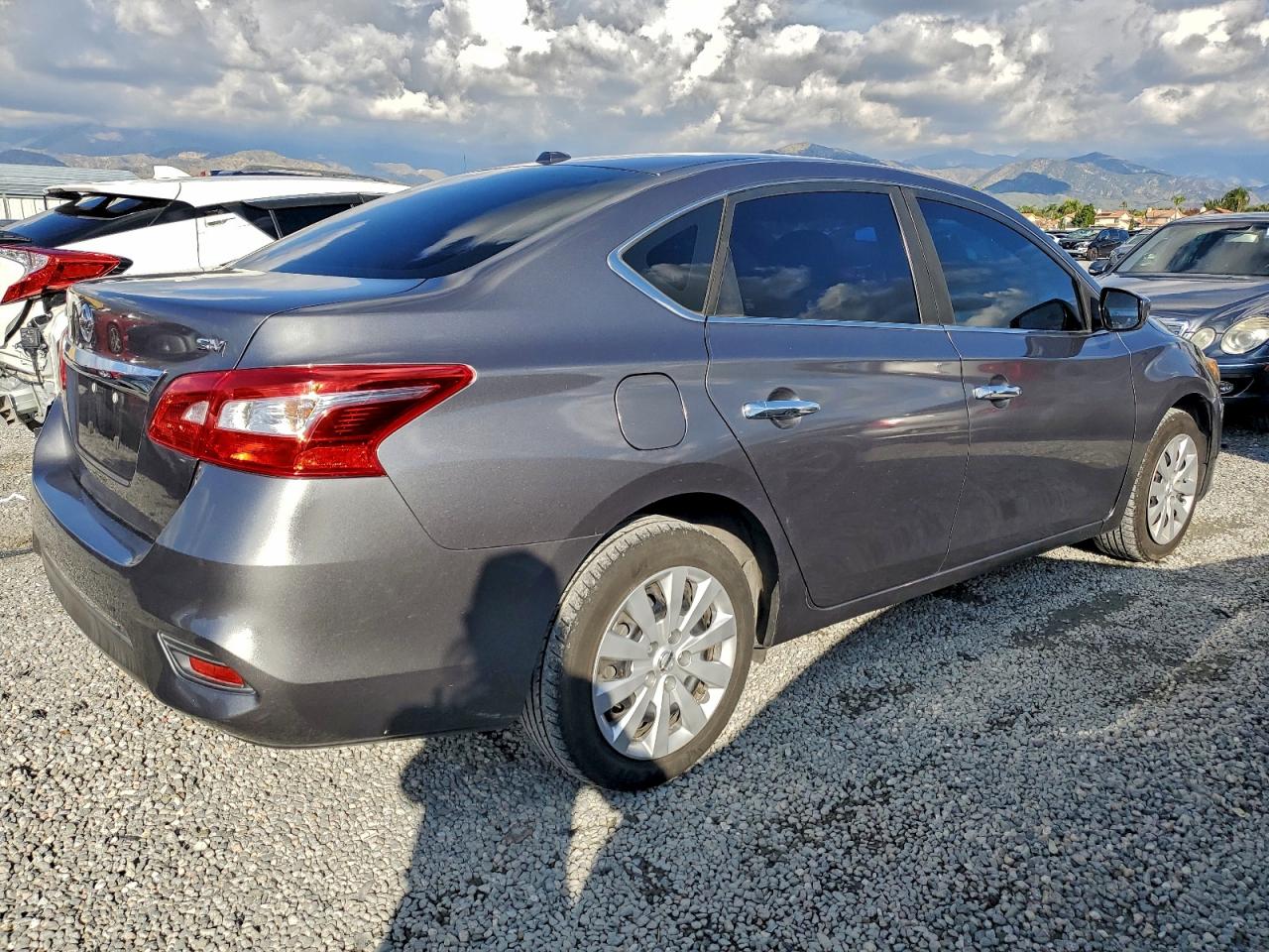 2016 NISSAN SENTRA S photo 3