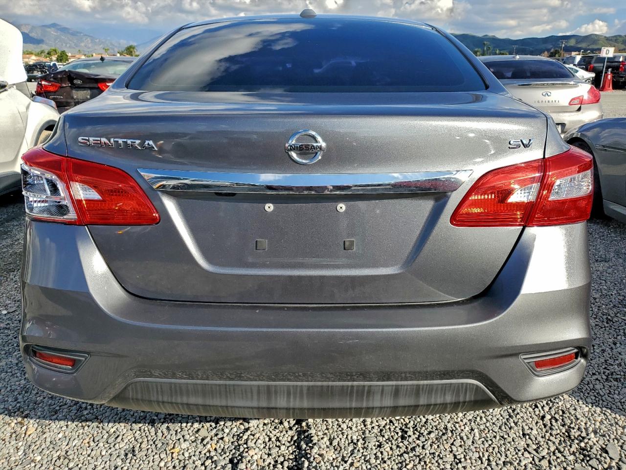 2016 NISSAN SENTRA S photo 6