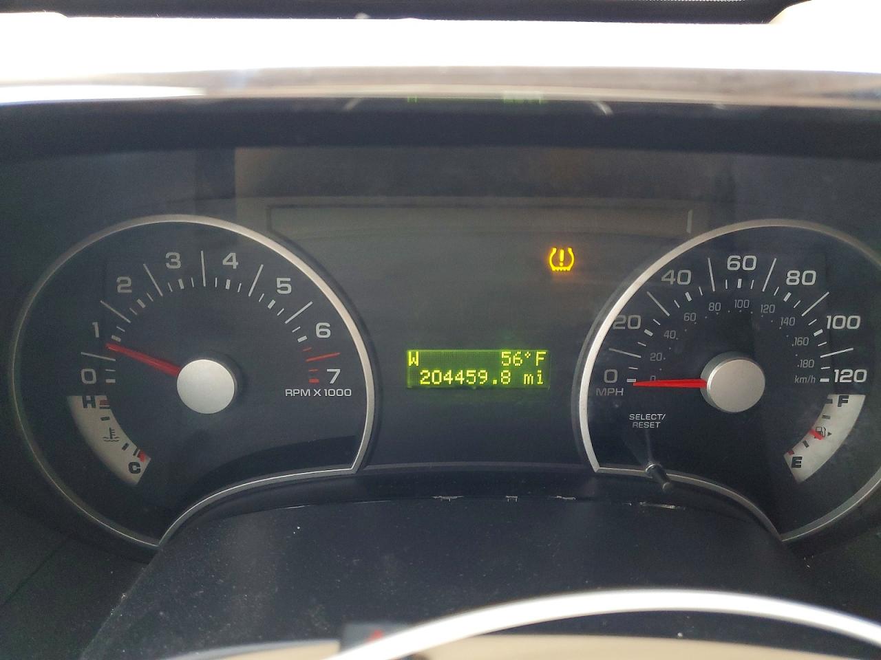 2010 FORD EXPLORER XLT photo 9