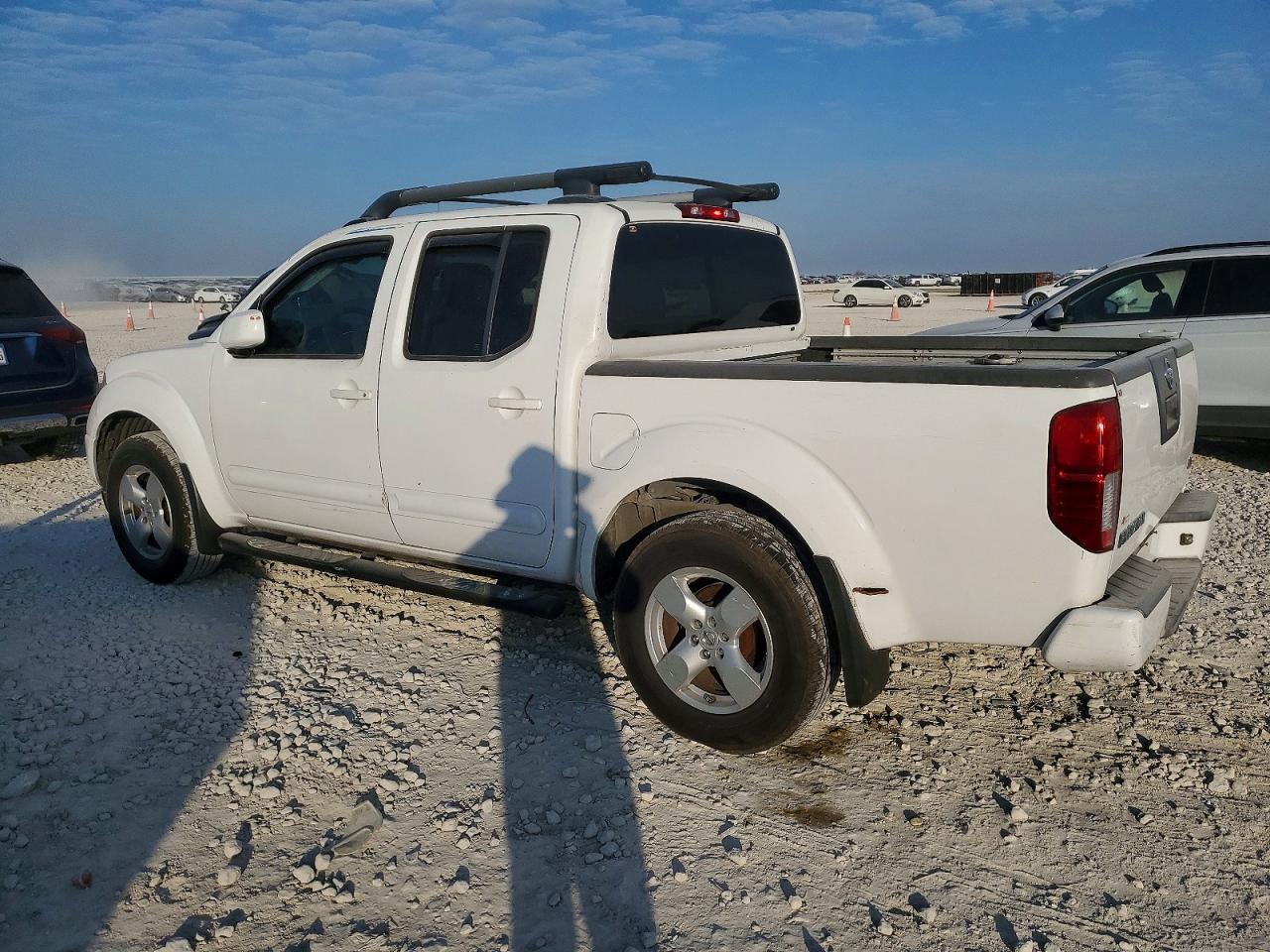 2008 NISSAN FRONTIER CREW CAB LE photo 2