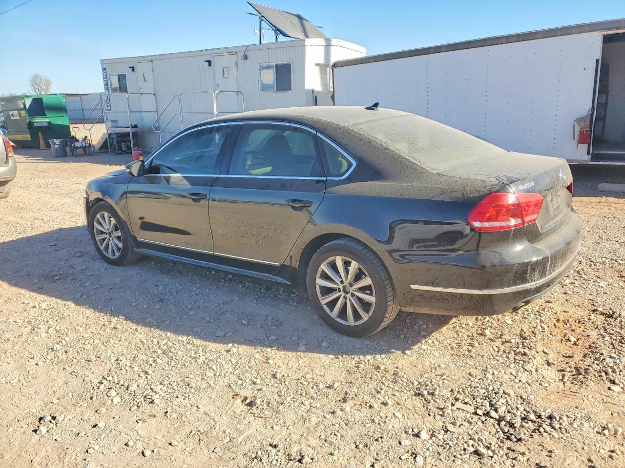 2012 VOLKSWAGEN PASSAT SEL photo 3