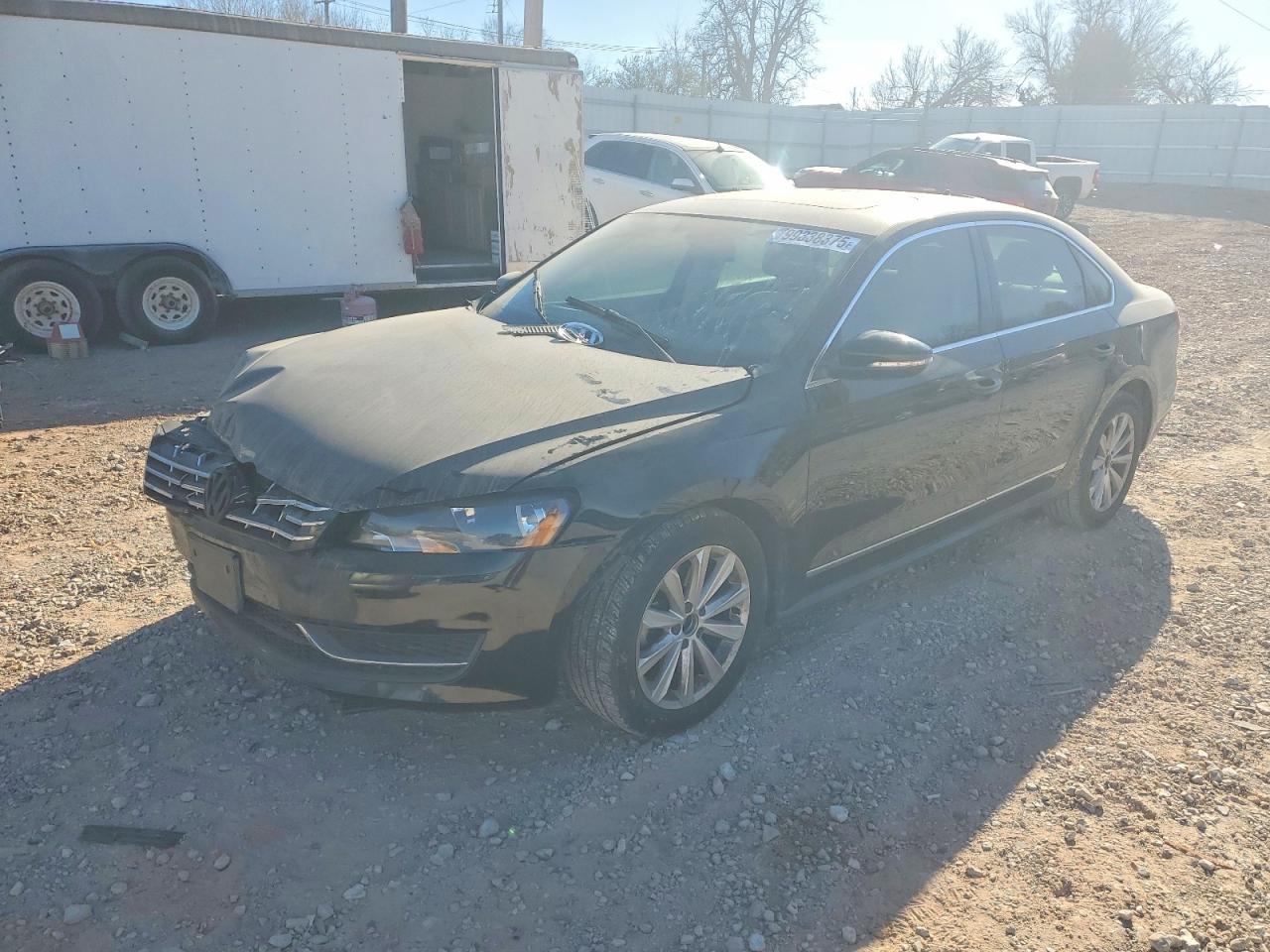 2012 VOLKSWAGEN PASSAT