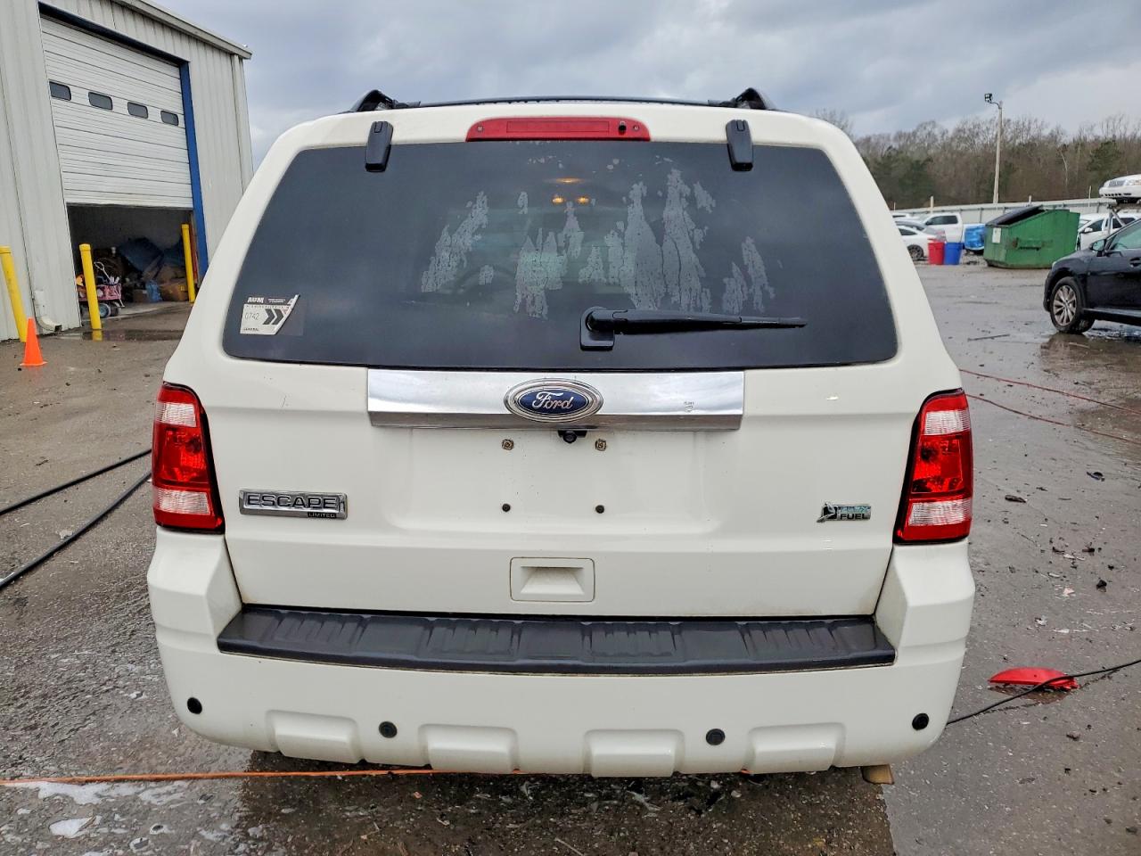 2010 FORD ESCAPE LIMITED photo 6