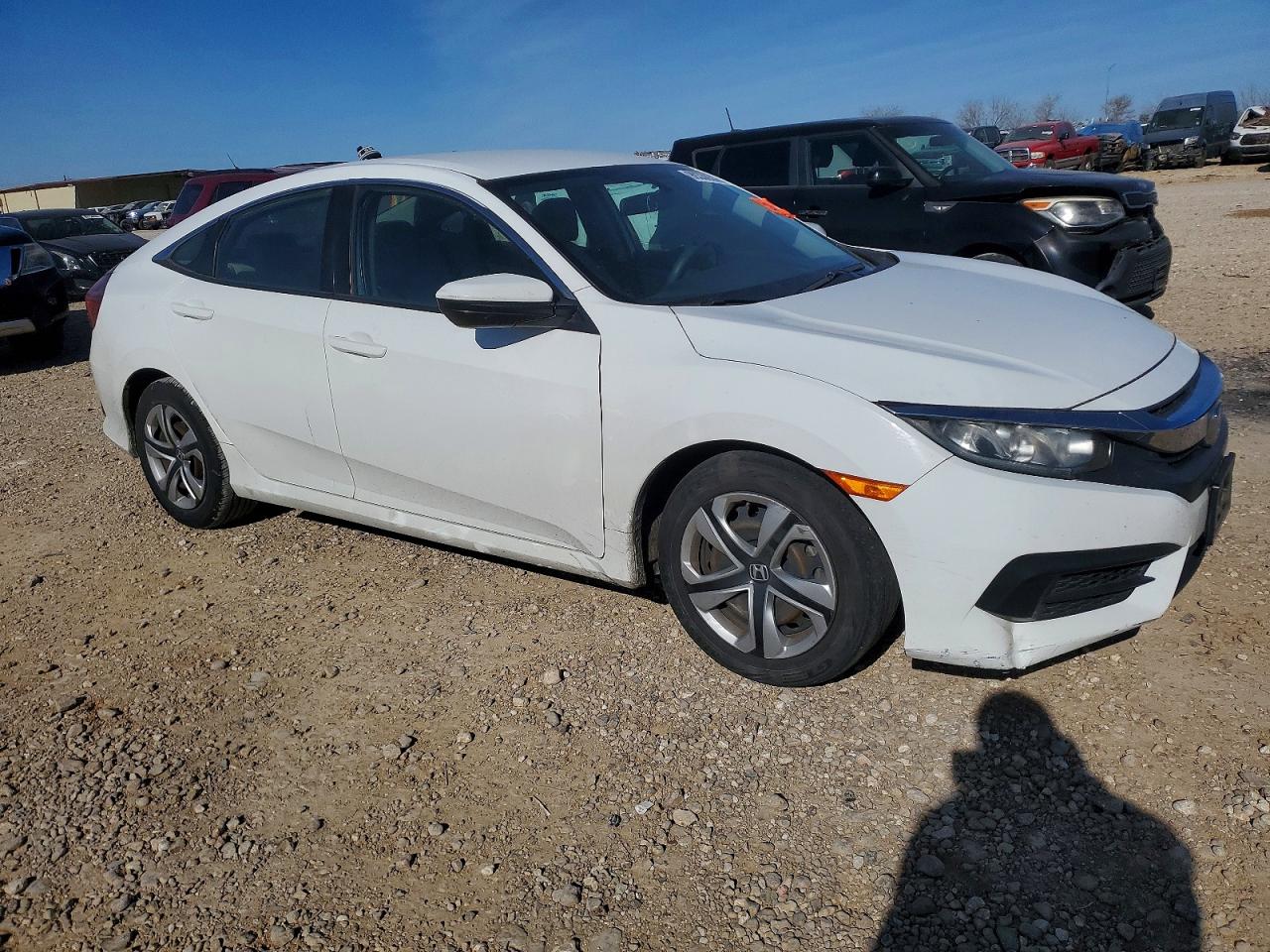 2017 HONDA CIVIC LX photo 7