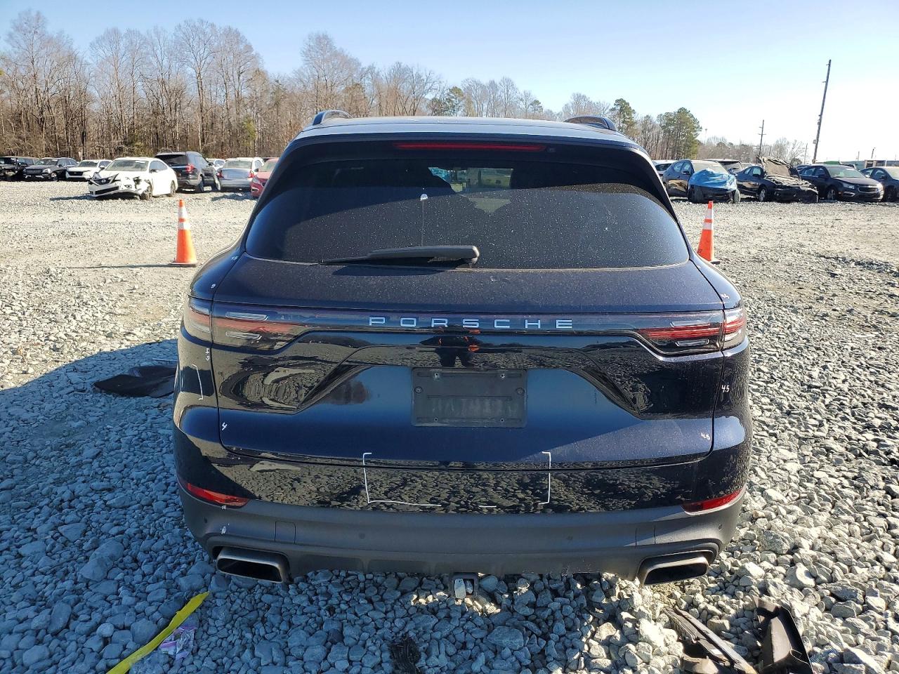 2020 PORSCHE CAYENNE photo 11