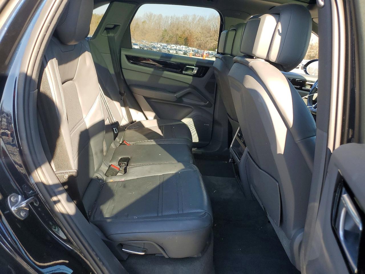 2020 PORSCHE CAYENNE photo 19